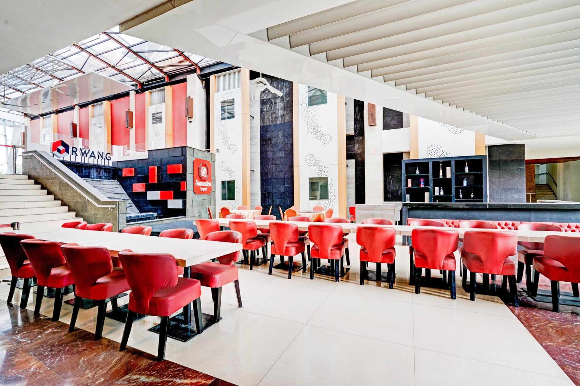 Townhouse Oak Cihampelas Near Ciwalk Formerly Promenade Hotel Bandung Exterior photo