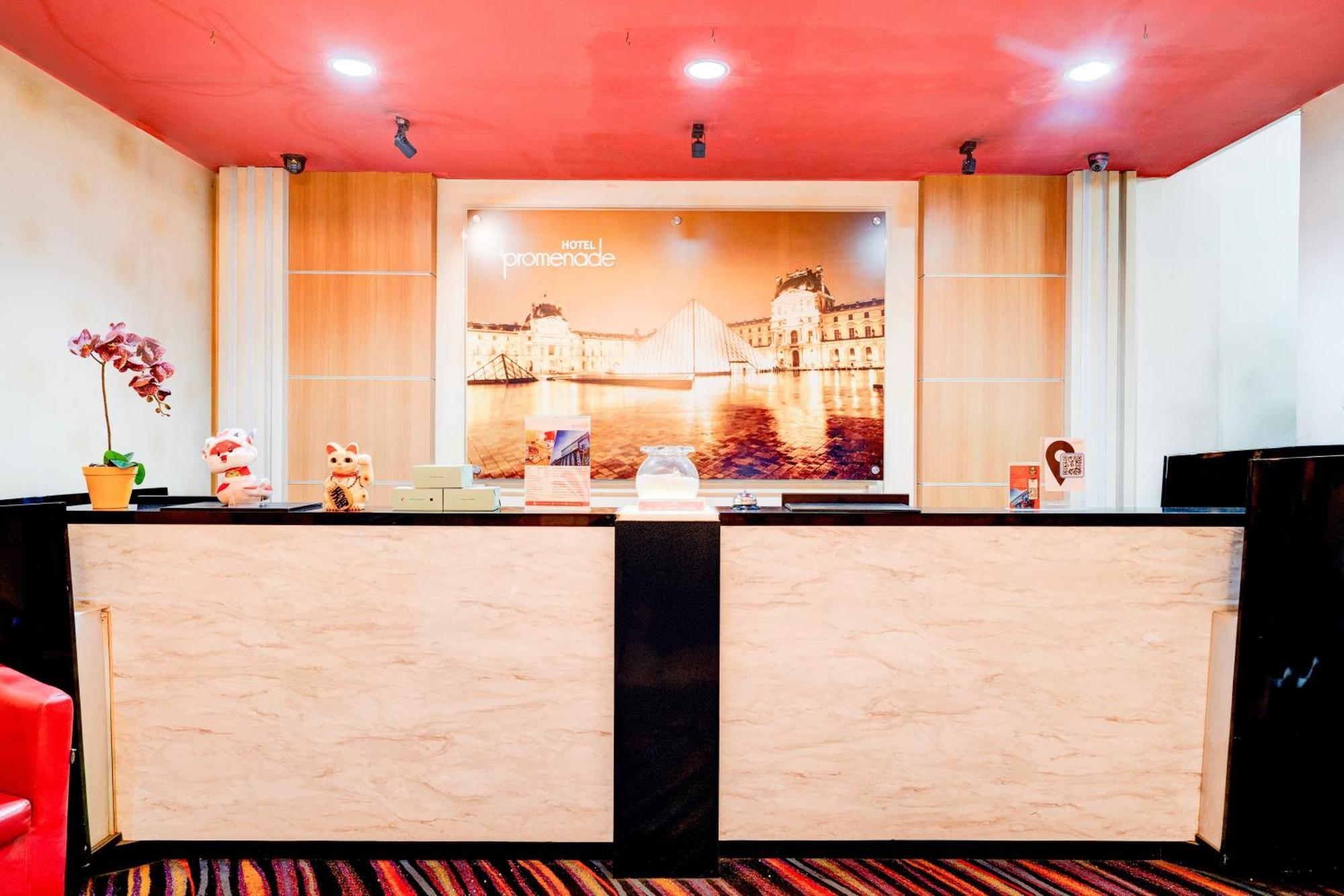 Townhouse Oak Cihampelas Near Ciwalk Formerly Promenade Hotel Bandung Exterior photo